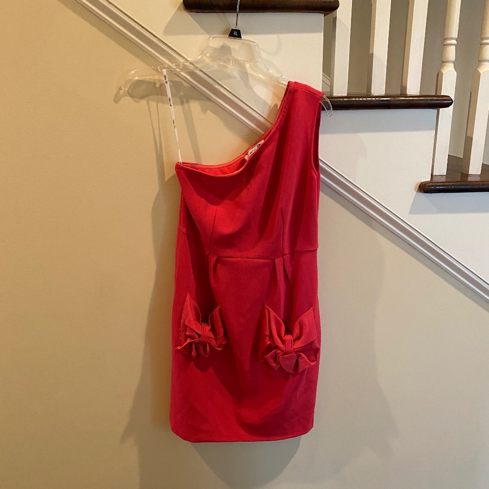 Off The Shoulder MAK Red Dress Size Small NWT